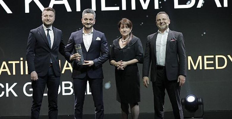  Albaraka Türk’e Yılın En İtibarlı Katılım Bankası Ödülü