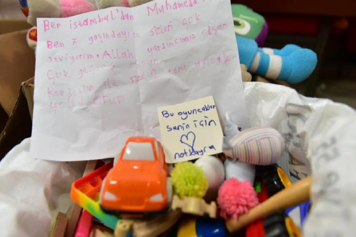 Helal olsun sana çocuk! Deprem yardımlarının içinden çıkan not duygulandırdı