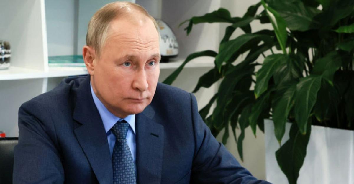 Putin: Nükleer füzeleri dizginleyecek muahedeyi askıya aldık