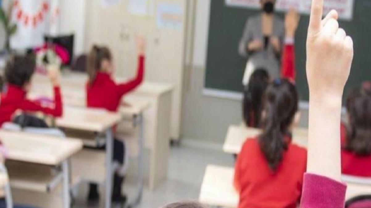 Son Dakika: Tüm Türkiye’de eğitim öğretime verilen ara 20 Şubat’a kadar uzatıldı