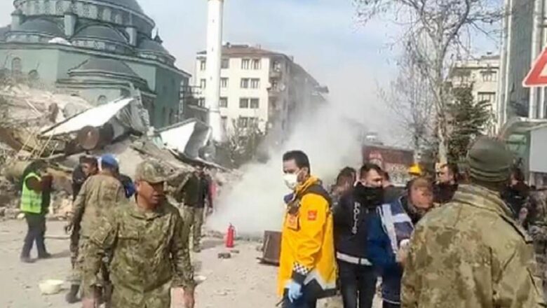  Son dakika! Yeşilyurt Belediye Başkanı’ndan 5.6’lık depremle ilgili açıklama: Baba ve kızı enkaz altında kaldı