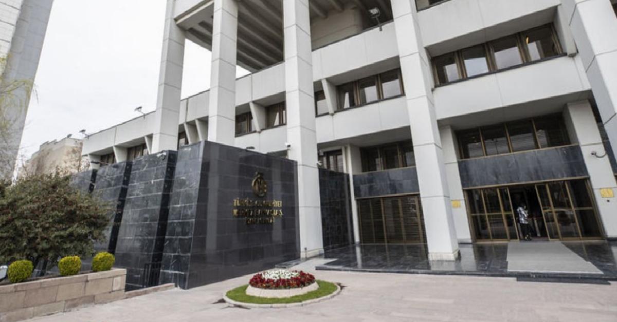 TCMB faizi düşürdü