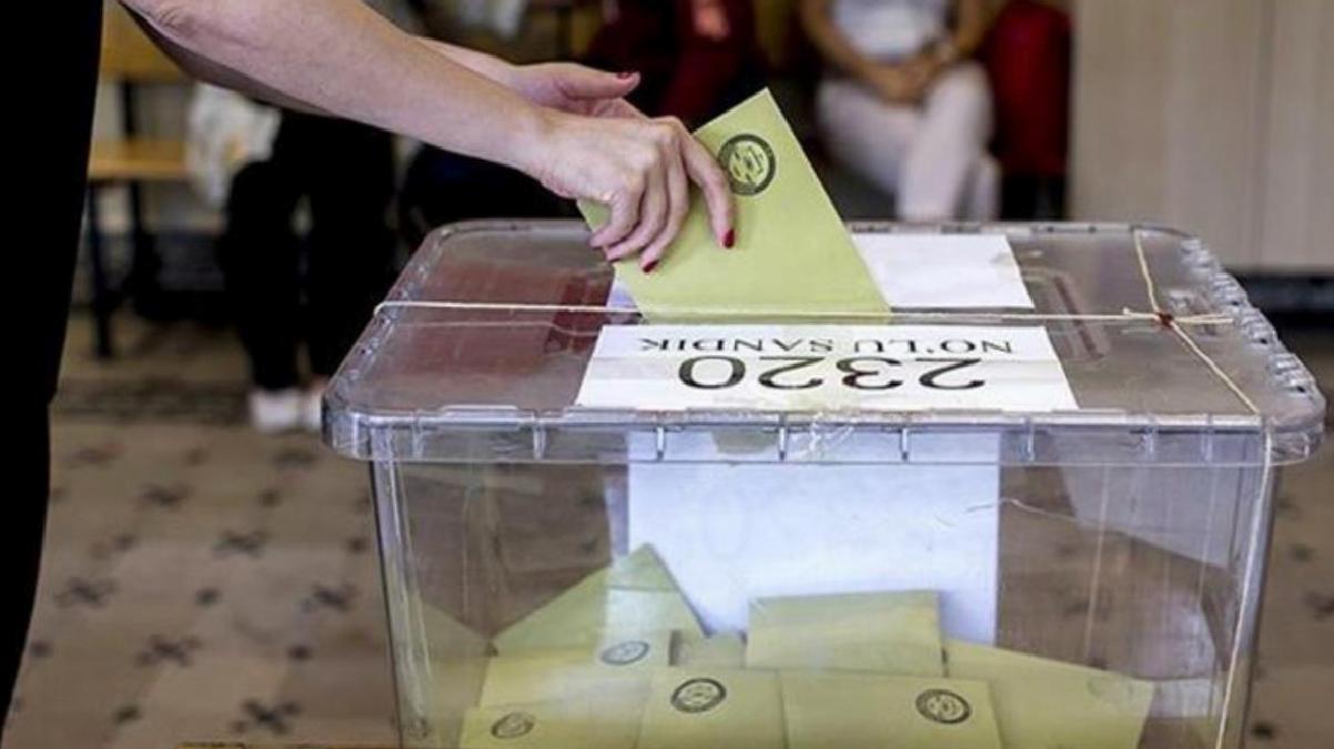 6 isim cumhurbaşkanı adaylığı için YSK’ya başvurdu! 100 bin imza toplayacaklar