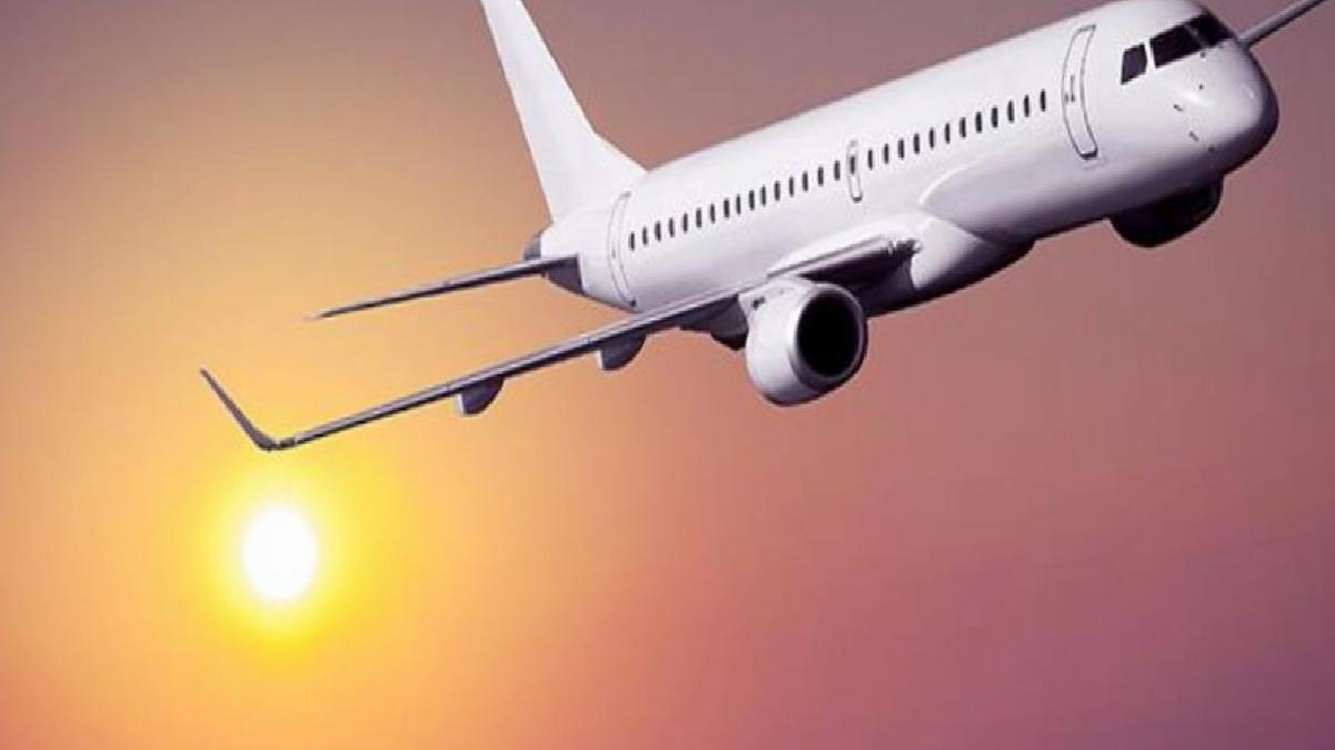 ABD’de uçakta başkasının üzerine idrarını yapan yolcuya uçuş yasağı