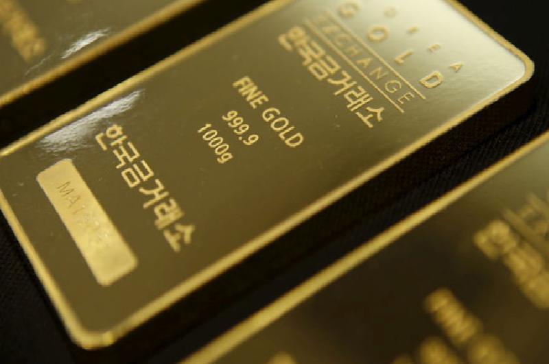 Altın, Powell’ın açıklamaları öncesi değer kaybediyor