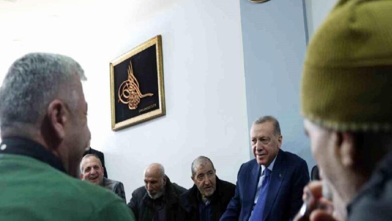  Cumhurbaşkanı Erdoğan Fatih’te esnafı ziyaret etti