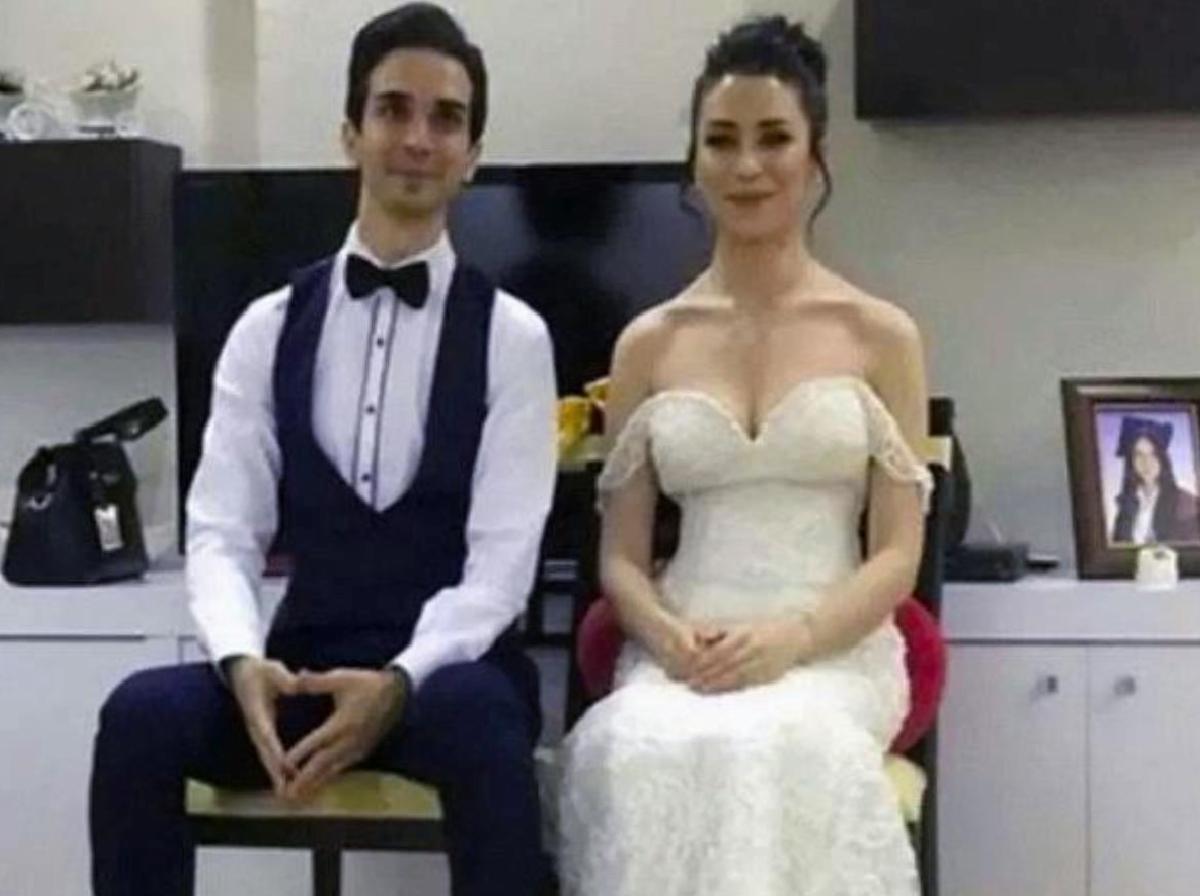 Eşinin cesedi yerde yatarken internette vakit geçirdiği iddiası