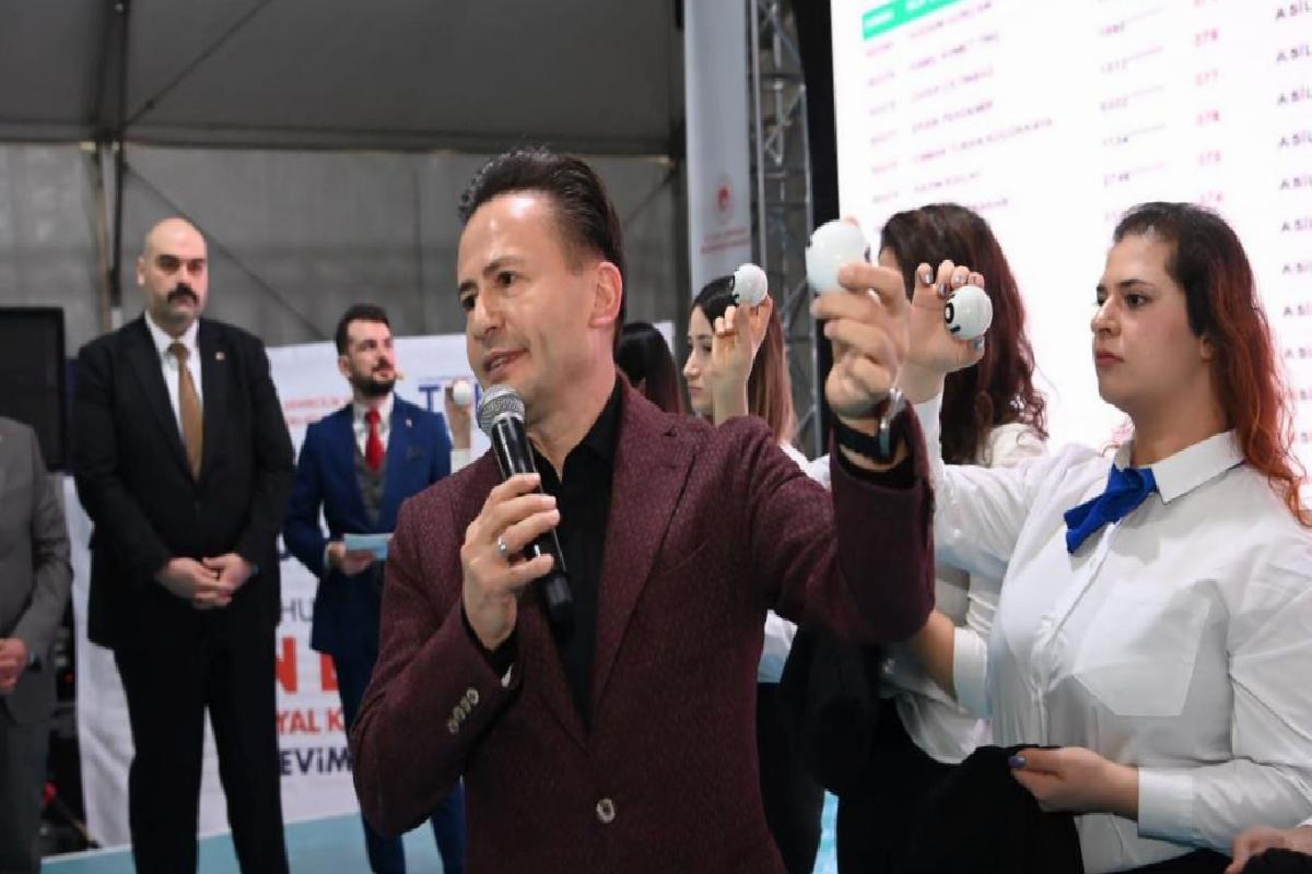 İstanbul’da 20 bin konutun inşa edileceği Tuzla’da kura çekimi tamamlandı