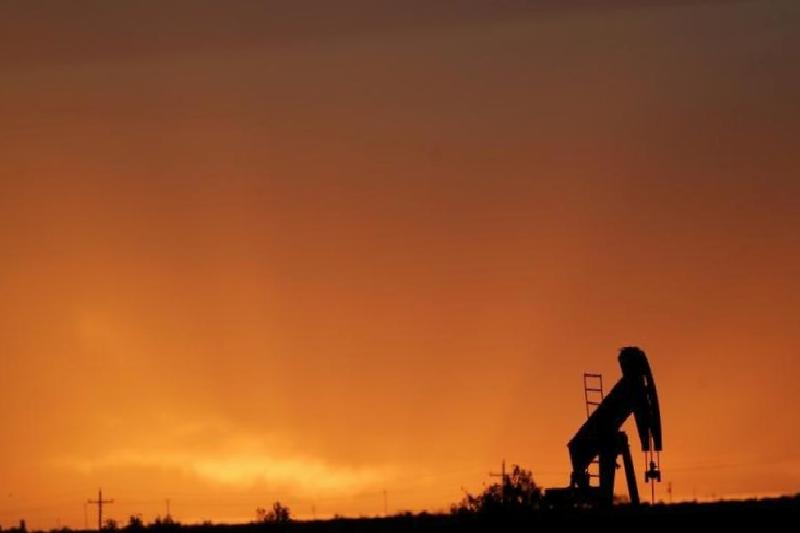 İstihdam verileri öncesinde petorl fiyatları dar bir aralıkta seyrediyor