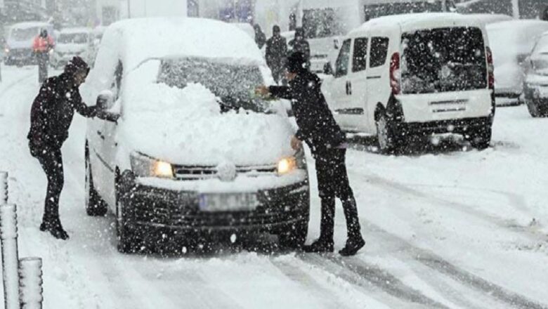  Kar yağışının etkili oldu 10 kentimizde eğitime ara verildi