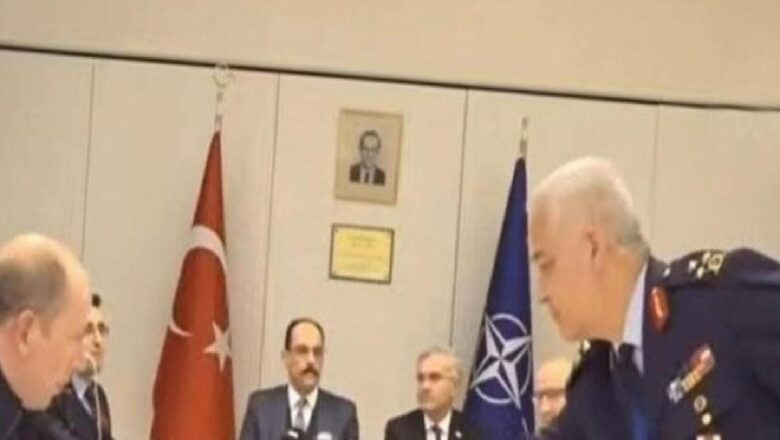  NATO zirvesinde Türk generalin boş bardakları toplaması tepki çekti