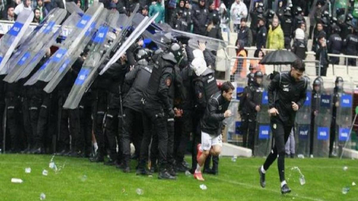 Olaylı Amedspor maçından sonra Bursaspor’dan videolu paylaşım! Diyarbakır’da yaşananları hatırlattılar