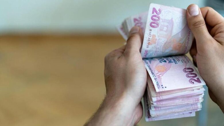  Son Dakika: En düşük emekli maaşının 7 bin 500 liraya çıkarılmasını içeren teklif TBMM’de kabul edildi