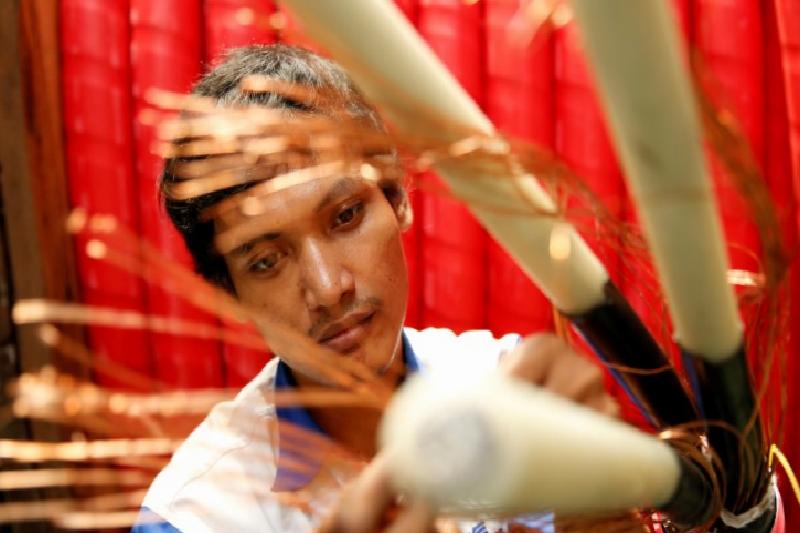 Bakır yükselse de resesyon endişesi kazancını sınırladı