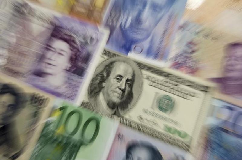 Dolar/TL çiftinde sakin bir seyir gözleniyor