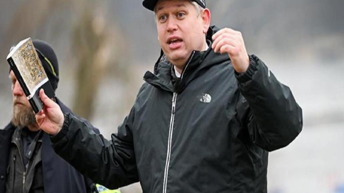 İsveç mahkemesi, Kur’an-ı Kerim yakılmasını yasaklayan kararı iptal etmişti! Emniyet harekete geçti