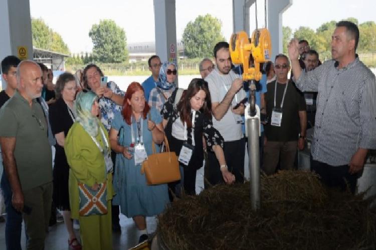 Akademisyenlerden distilasyon merkezine tam not