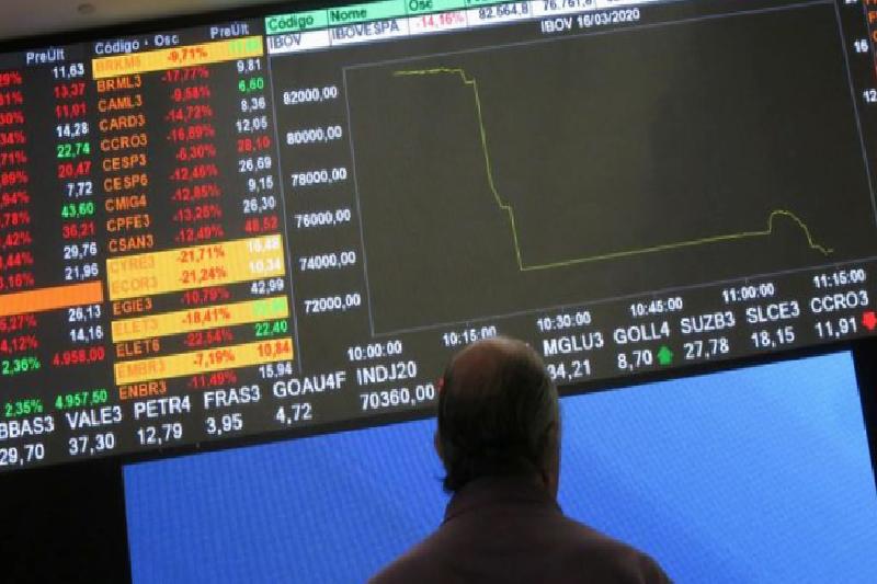 DMR Unlu Mamuller borsada işlem görmeye başladı