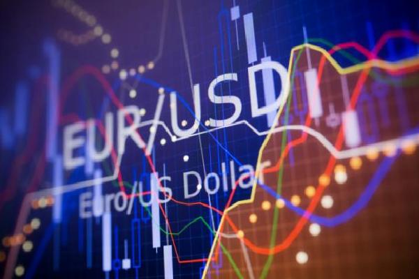  Euro’nun dolar karşısındaki zayıf seyri yıl sonuna kadar sürebilir