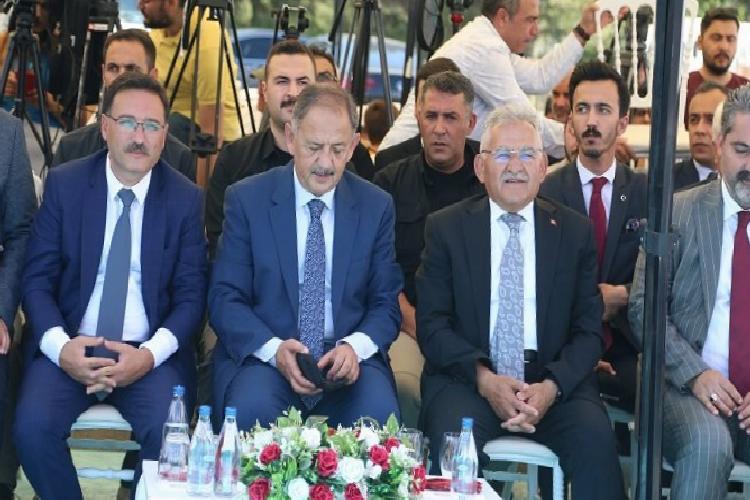 Şevki Eren Albayrak Camii ibadete açıldı