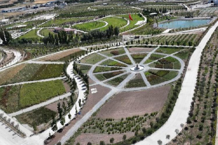 Türkiye’nin en büyük tarım kampüsü kapılarını açtı