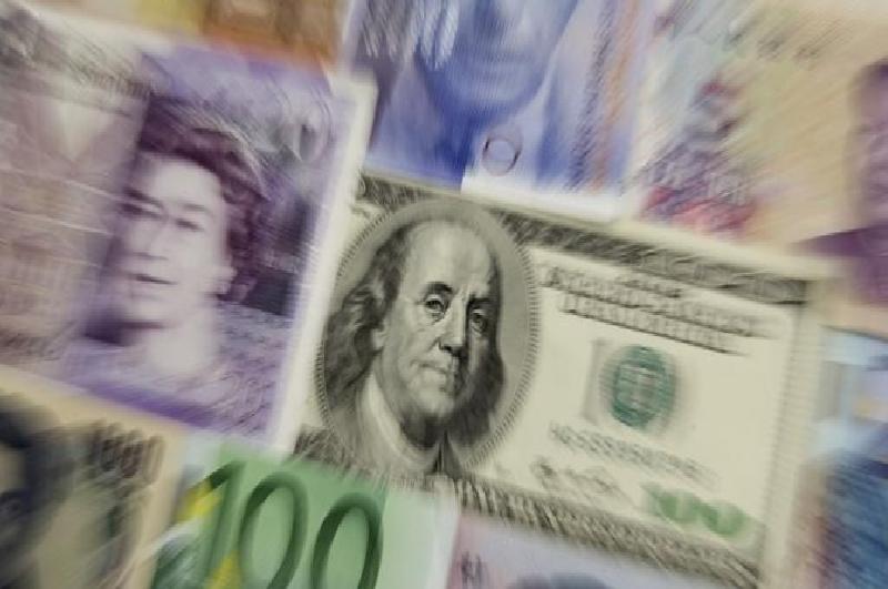 Euro, ABD doları karşısında daha yüksek seviyelere tutunabilir