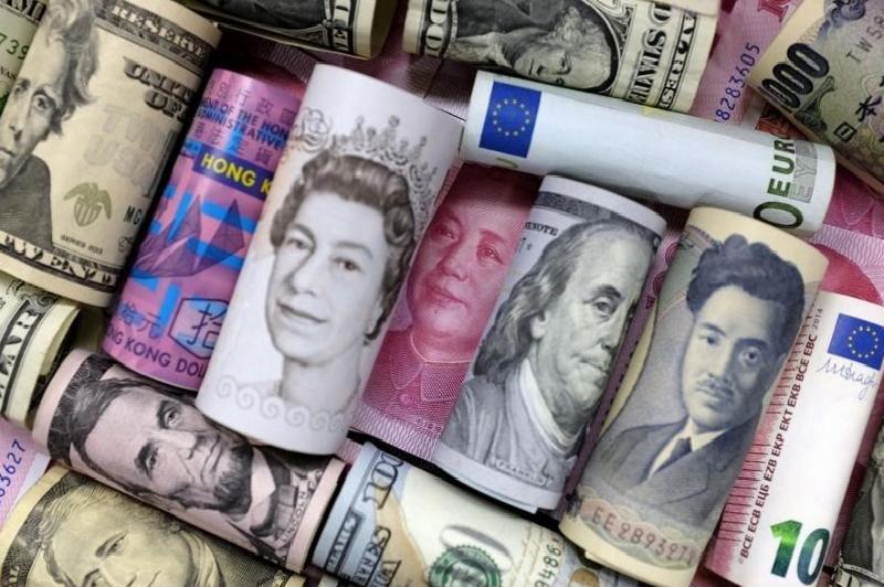 Fed’in faiz artırımlarını tamamladığına yönelik beklentiler, doları zayıflatıyor
