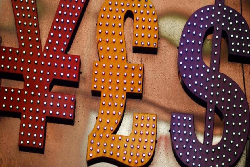 GBP/USD İngiltere piyasasındaki iyimserlik ve enflasyondaki düşüşle 12 haftanın en yüksek seviyesine ulaştı