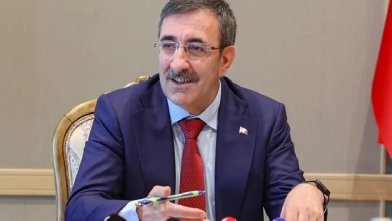  Cumhurbaşkanı Yardımcısı Cevdet Yılmaz’dan asgari ücret açıklaması
