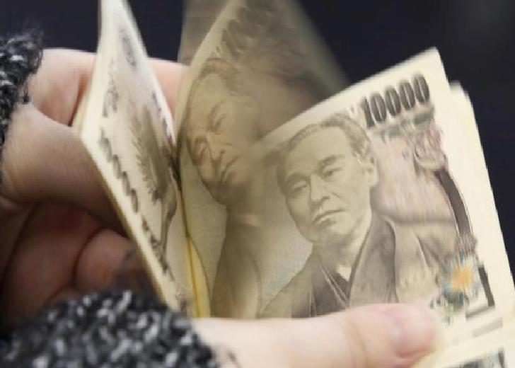 Yen, yeni yılda tekrar yönünü yukarı çevirebilir