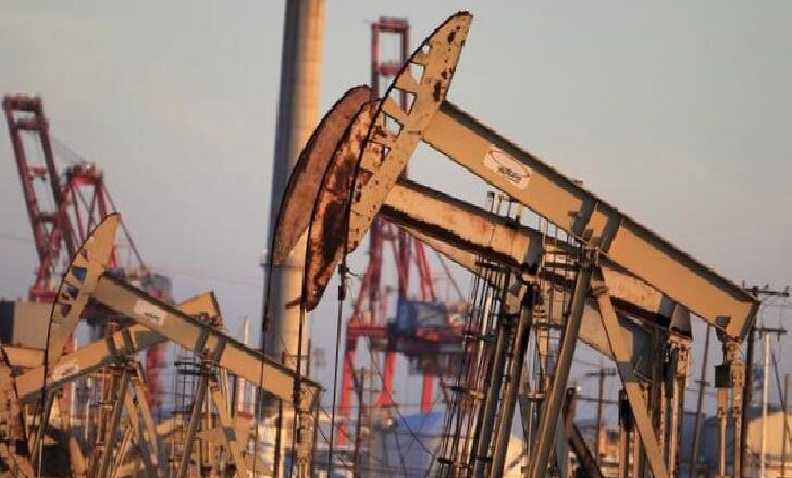  Faiz indirimi belirsizliği ve Çin’in zayıf verileri petrol fiyatlarını düşürdü