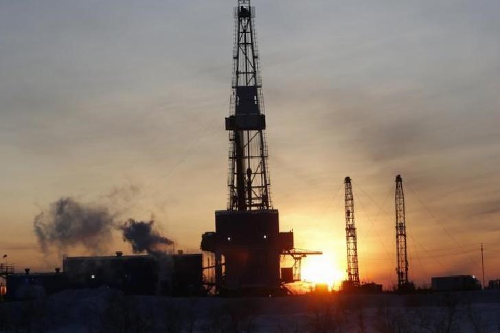 Petrol fiyatları, dünkü sert düşüşün ardından bugün bir miktar yükseldi