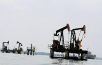 UBS, gerilimler ve talep değişimleri nedeniyle petrol fiyatlarının gerilediğini düşünüyor