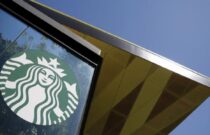 Kazanç görüşmesi: Starbucks rüzgarlarla karşı karşıya, verimlilik ve inovasyona odaklanıyor