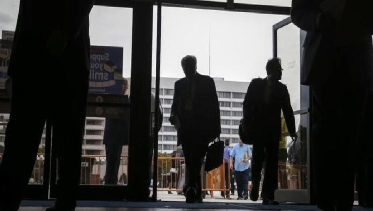 Elon Musk’ın yapay zeka şirketi xAI, sosyal medya platformu X’i satın aldı