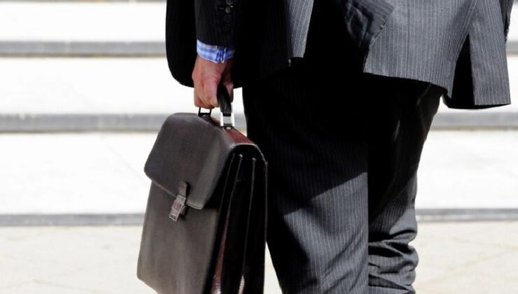 Fed/Barkin: Gümrük vergileri altındaki otomobil firmaları fiyatlandırma konusunda zorlu seçimlerle karşı karşıya kalacak