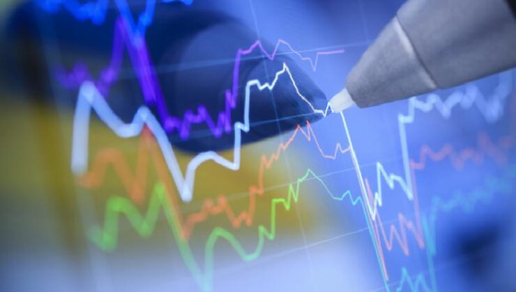 İngiltere Maliye Bakanı Reeves, İşçi Partisi’nin kemer sıkma politikaları izlediğini reddetti